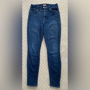 The High Waisted Looker Skinny Jeans
Color: “Clean Sweep”